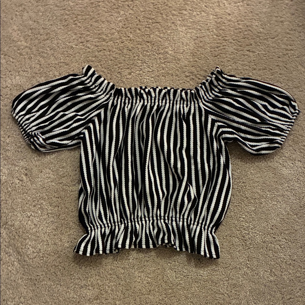 H&M Monochrome Off-Shoulder Blouse